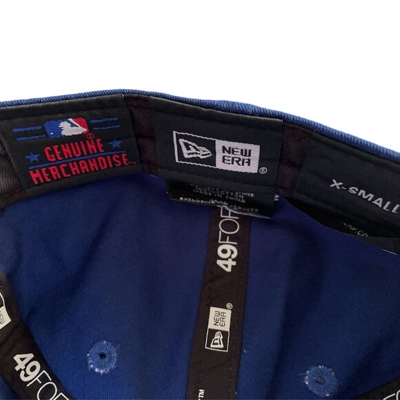 Toronto Blue Jays Hat New era Embroidered logo Blue and white Sz XS - Picture 6 of 6